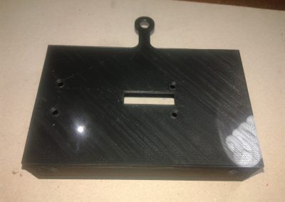 Vista posterior caja base.