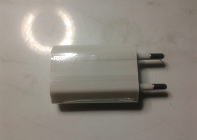 Alimentador de móvil.
