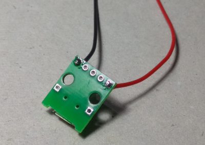 Cables de alimentación micro USB soldados.