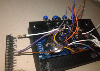 Hacemos una soldadura a todos los cables +5V.