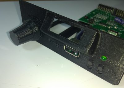 Colocamos el Botón en el eje del encoder.