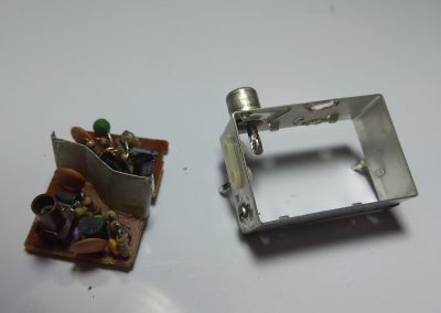 Y por fín nos quedamos con la caja sin PCB.